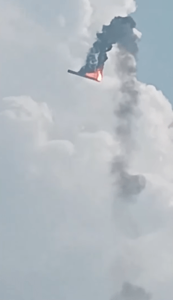 Китайский аналог ракеты Falcon 9 потерпел крушение во время первого испытания