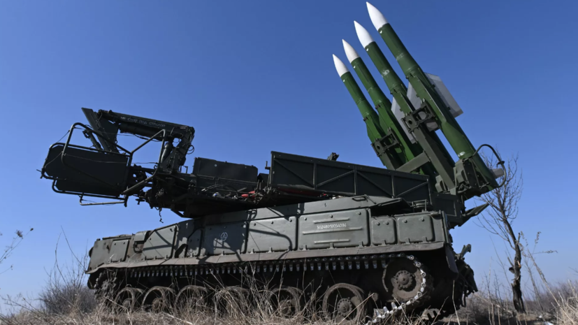 Над пятью регионами России: средства ПВО ночью сбили 10 украинских БПЛА и три ракеты